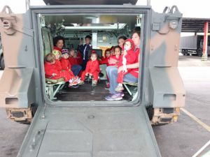 visita escolas - semana do exrcito 18